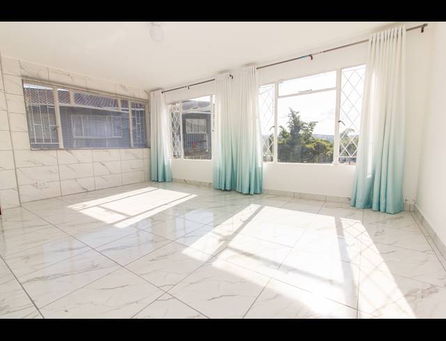 2 BEDROOM APARTMENT FOR SALE IN MALVERN